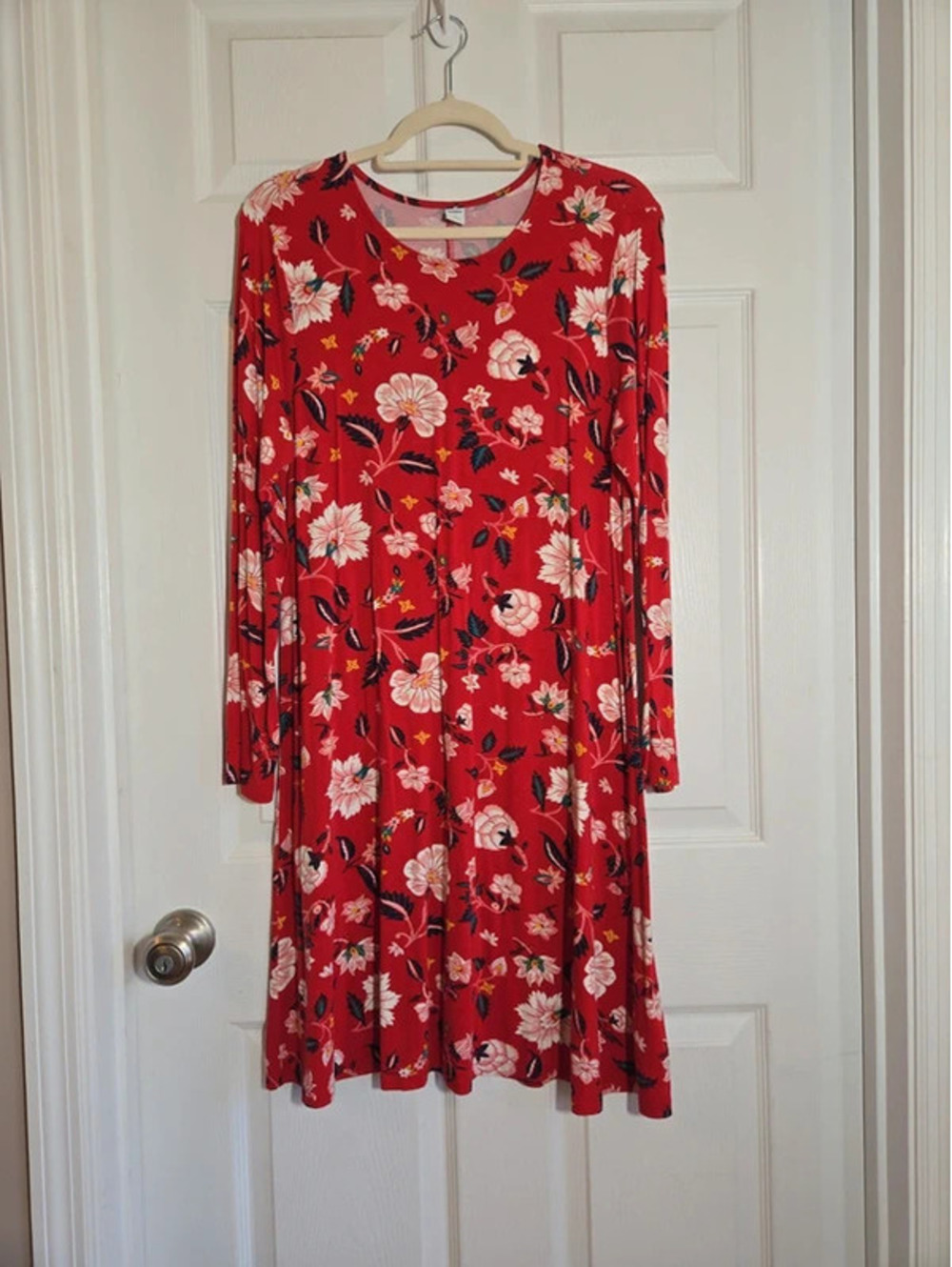 Old Navy red floral song dress size large